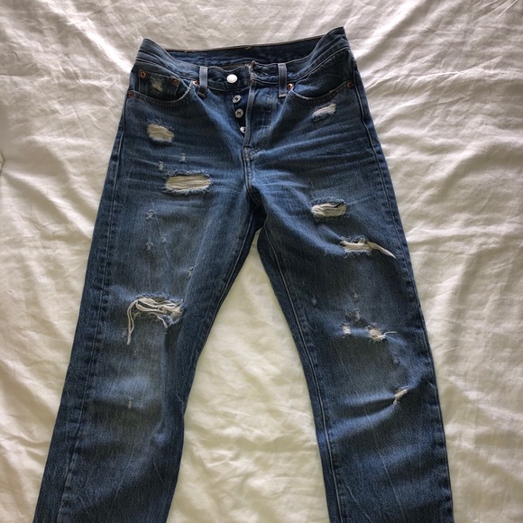LEVIS JEANS - Picture 2 of 3